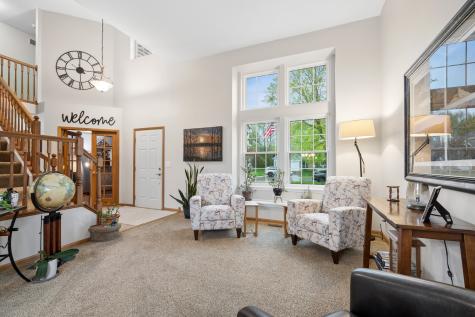 606 Arlington Lane South Elgin IL 60177