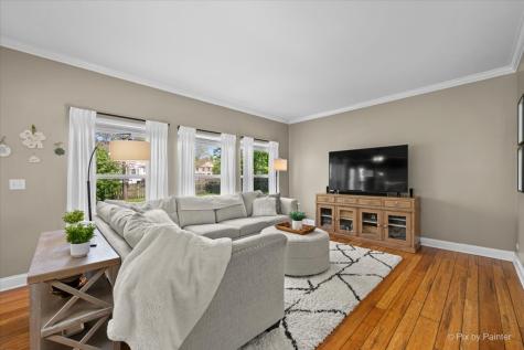 1491 Woodscreek Circle Crystal Lake IL 60014