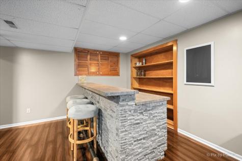 1491 Woodscreek Circle Crystal Lake IL 60014