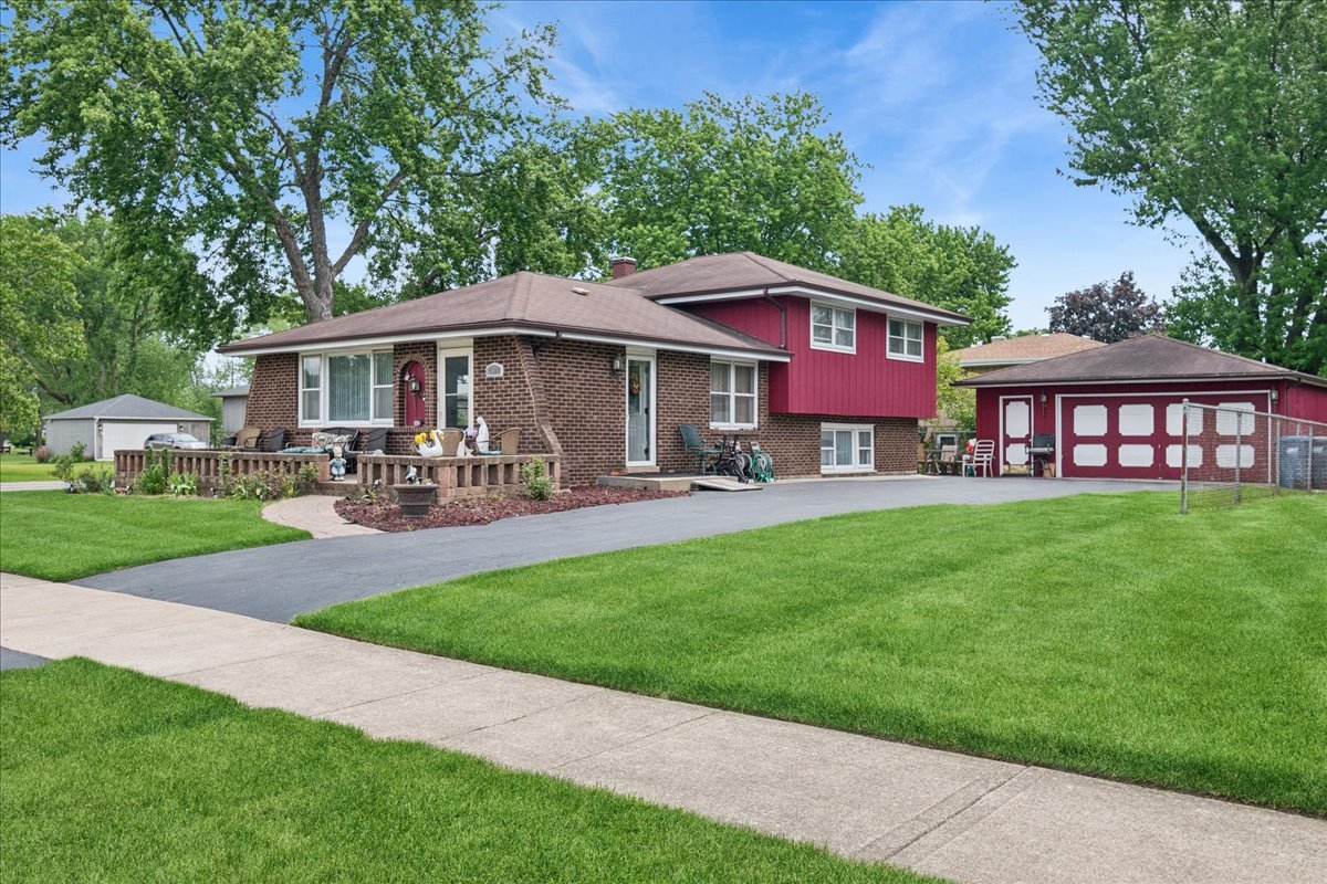 4501 Concordia Court Midlothian IL 60445
