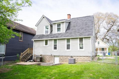 1194 23RD Street Moline IL 61265