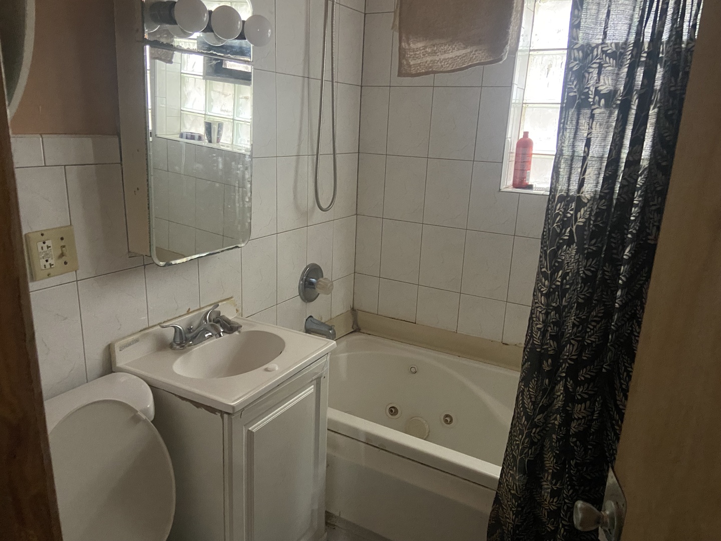 448 East 88th Street Chicago IL 60619