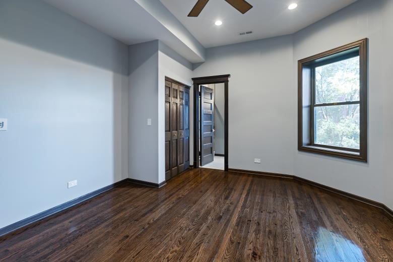 444 East 48th Street Chicago IL 60615