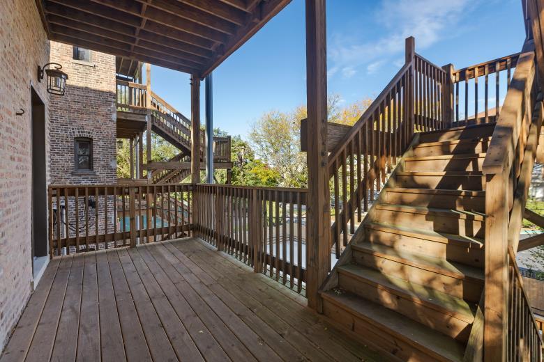 444 East 48th Street Chicago IL 60615