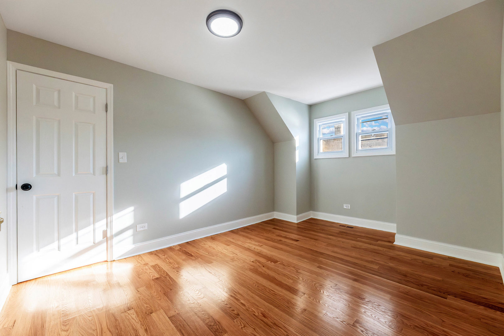 4924 West Congress Parkway Chicago IL 60644