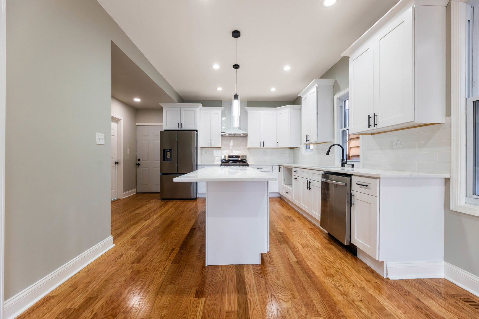 4924 West Congress Parkway Chicago IL 60644
