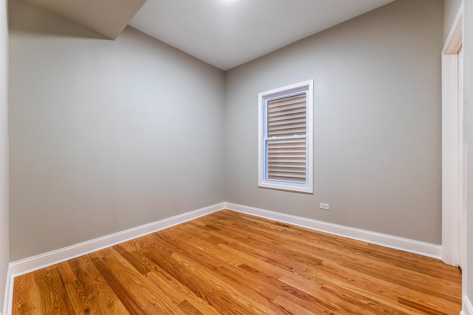 4924 West Congress Parkway Chicago IL 60644