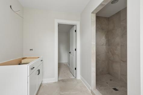 7630 West 66th Street Bedford Park IL 60501
