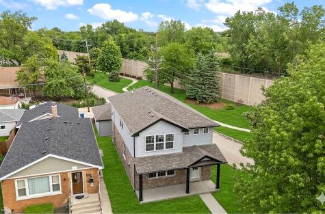 7630 West 66th Street Bedford Park IL 60501