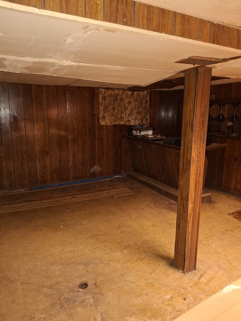 11337 South Parnell Avenue Chicago IL 60628