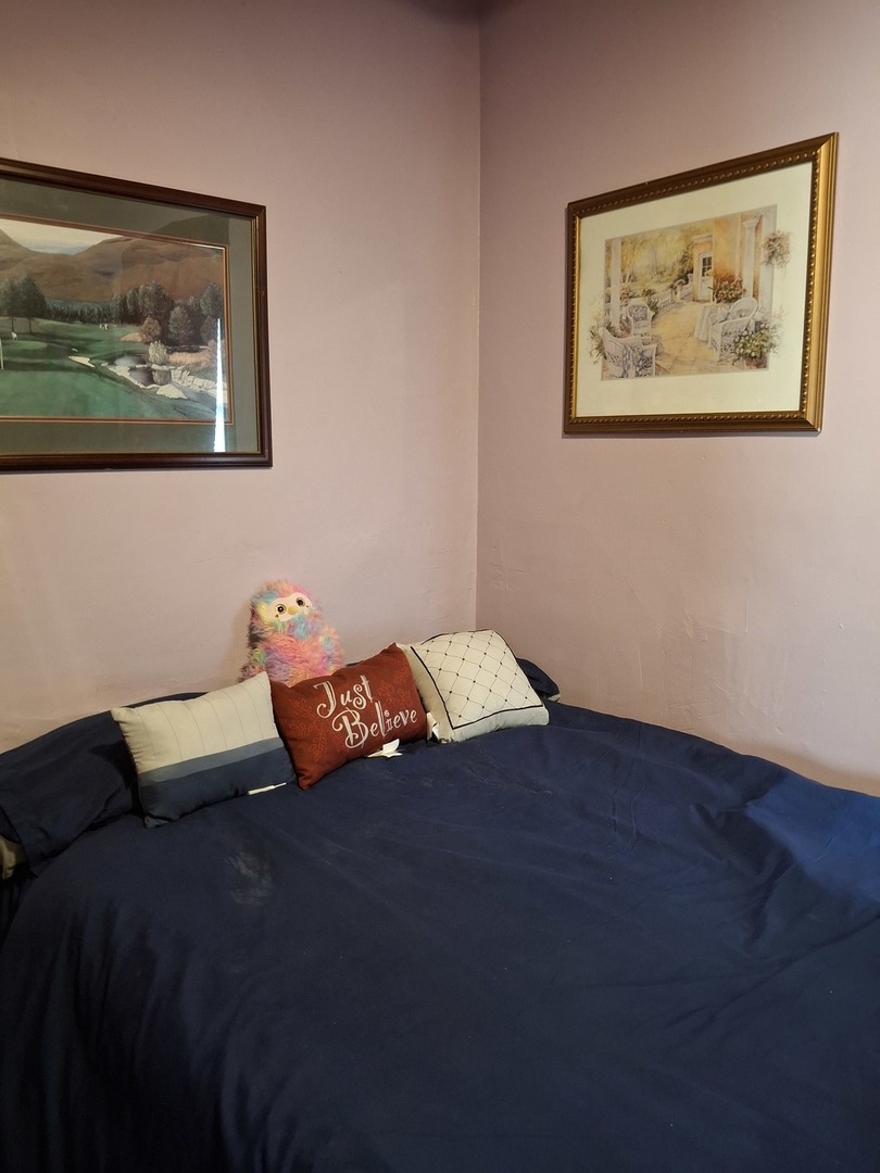 11337 South Parnell Avenue Chicago IL 60628