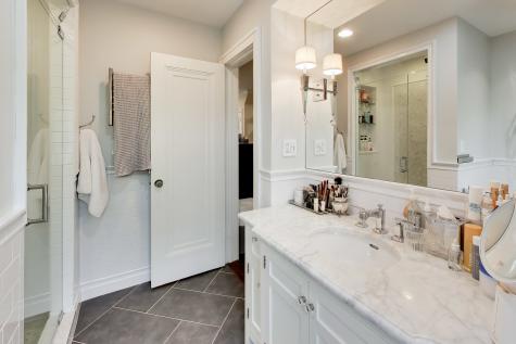 3045 West Ardmore Avenue Chicago IL 60659