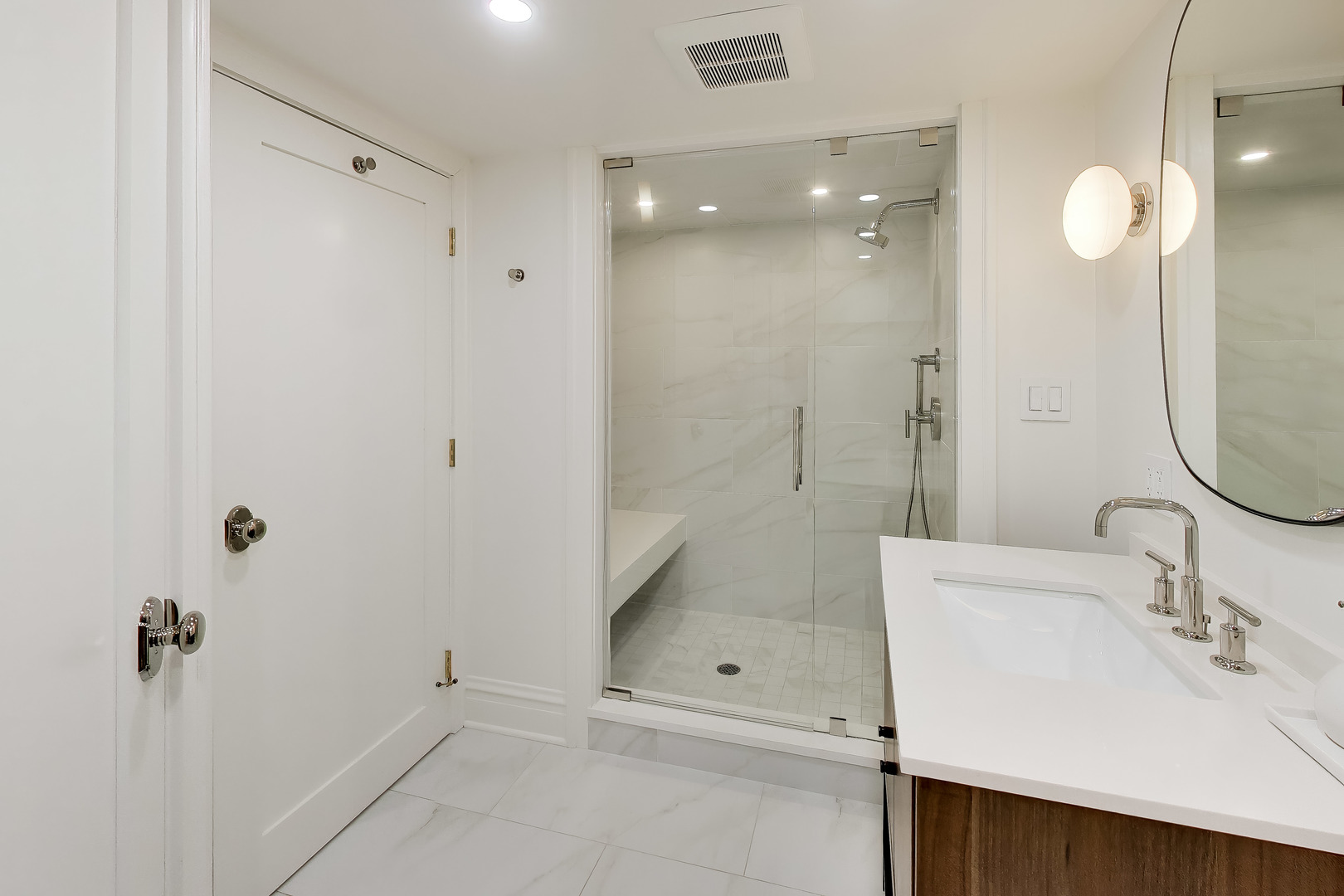 3045 West Ardmore Avenue Chicago IL 60659