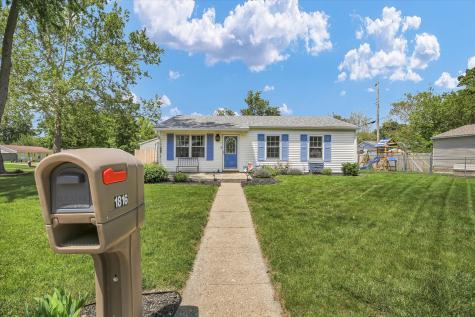 1816 Southwood Drive Champaign IL 61821