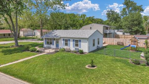 1816 Southwood Drive Champaign IL 61821
