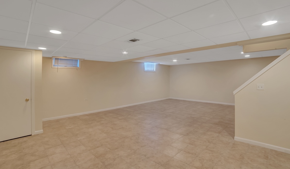 9041 Sunrise Lane Orland Park IL 60462