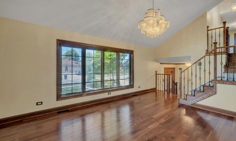 9041 Sunrise Lane Orland Park IL 60462