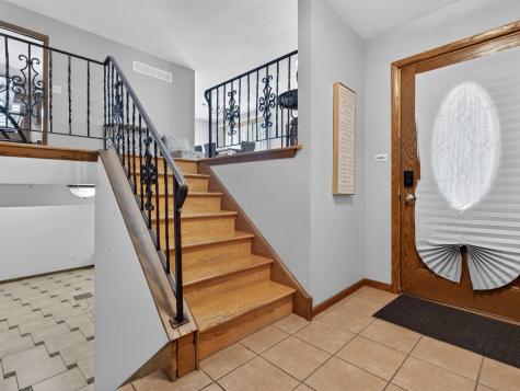 4242 Pinewood Lane Matteson IL 60443