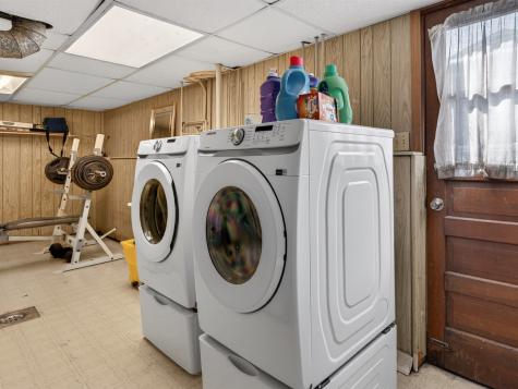 4242 Pinewood Lane Matteson IL 60443