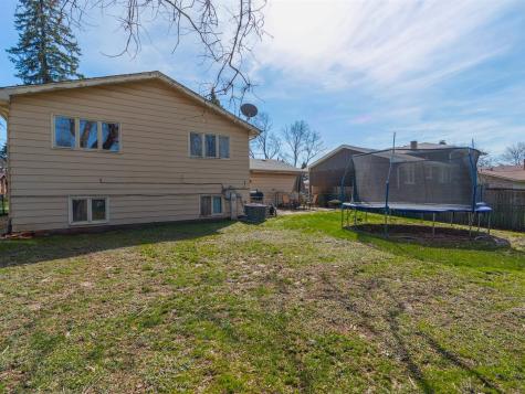 4242 Pinewood Lane Matteson IL 60443