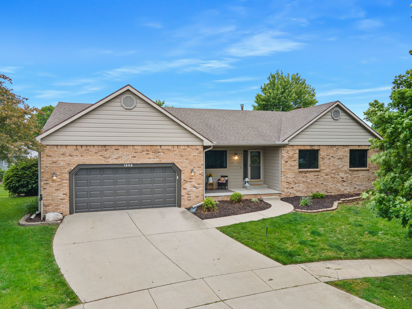 1202 Kenneth Drive Bloomington IL 61704