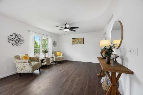 1202 Kenneth Drive Bloomington IL 61704