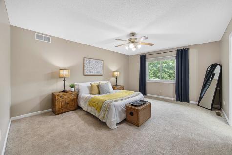 1202 Kenneth Drive Bloomington IL 61704