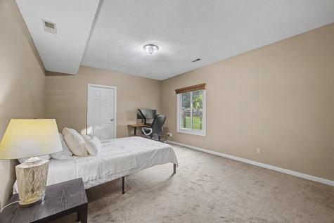 1202 Kenneth Drive Bloomington IL 61704
