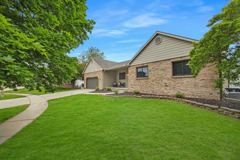 1202 Kenneth Drive Bloomington IL 61704