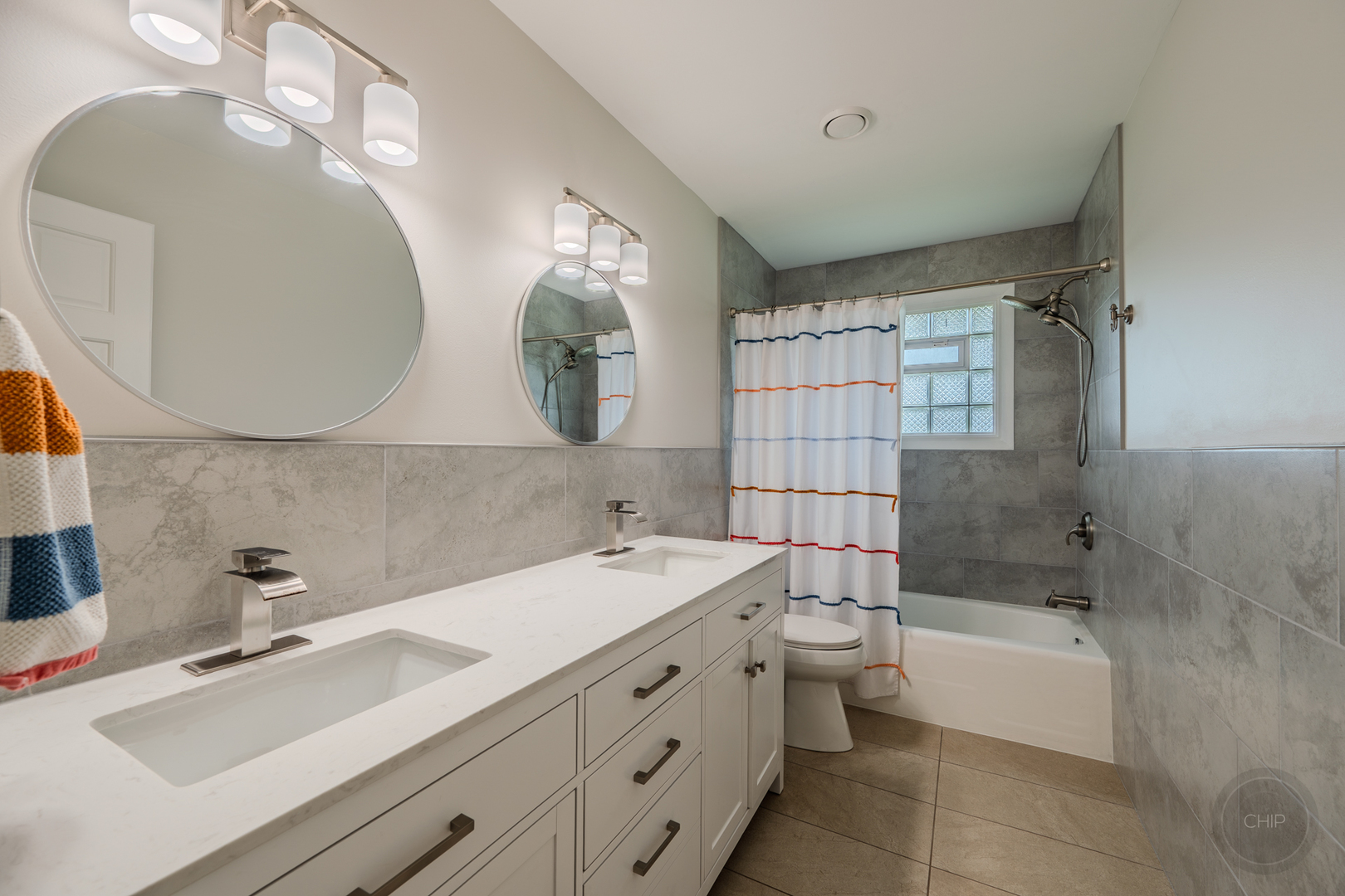 10S220 Alan Road Naperville IL 60564