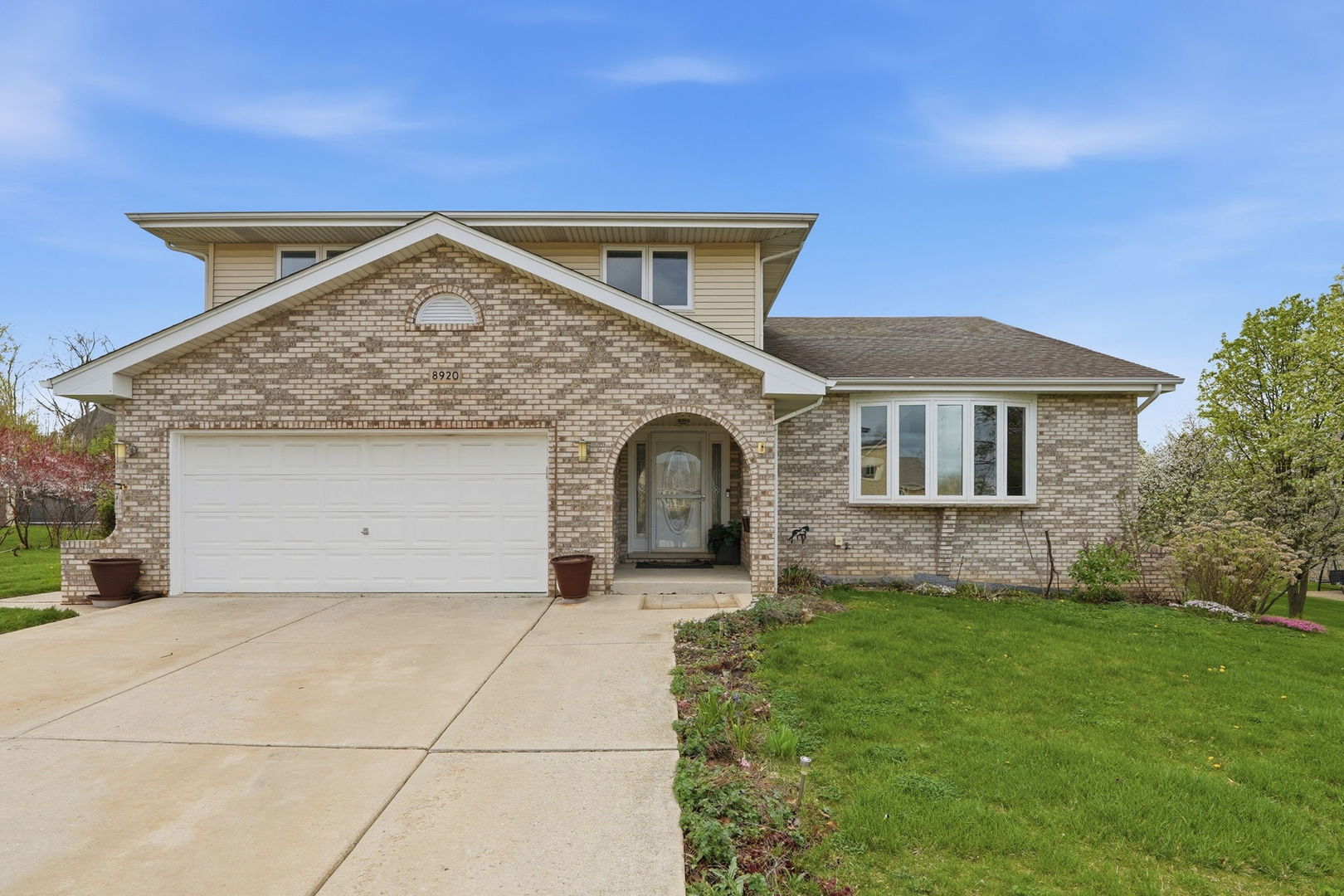 8920 Emerald Court Hickory Hills IL 60457