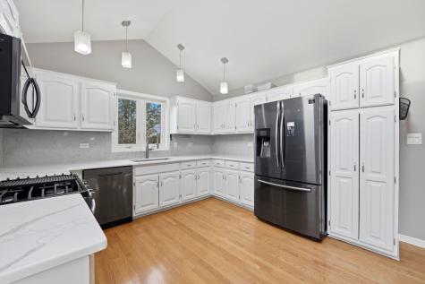 8920 Emerald Court Hickory Hills IL 60457