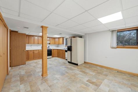 8920 Emerald Court Hickory Hills IL 60457