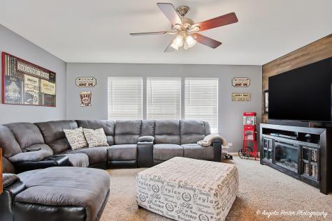 1417 Newport Circle Pingree Grove IL 60140