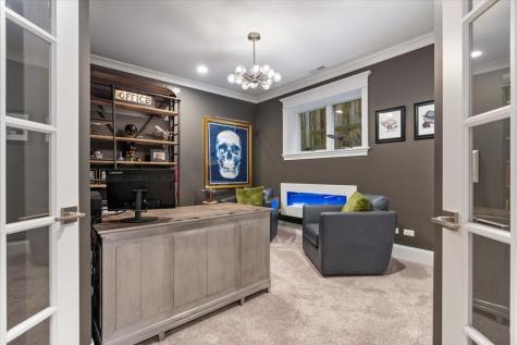 1924 West Farragut Avenue Chicago IL 60640