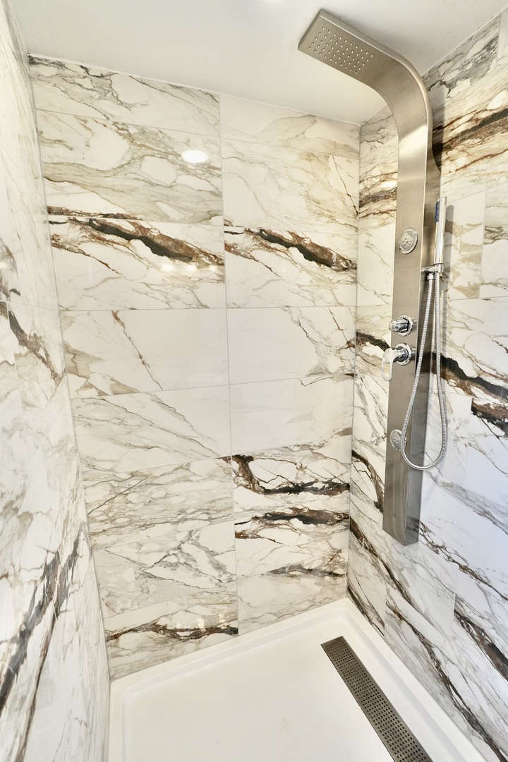 8734 South Honore Street Chicago IL 60620