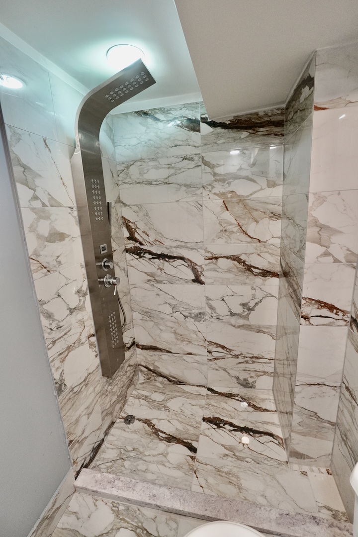 8734 South Honore Street Chicago IL 60620