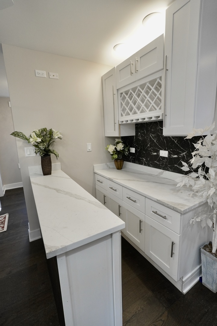 8734 South Honore Street Chicago IL 60620