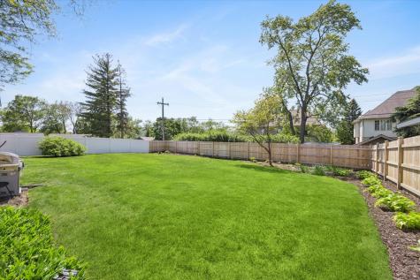 5524 South Quincy Street Hinsdale IL 60521