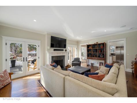 809 Elmwood Avenue Wilmette IL 60091