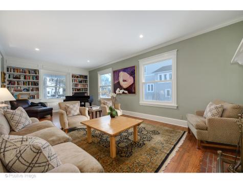 809 Elmwood Avenue Wilmette IL 60091
