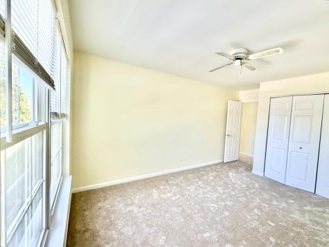 1329 Newport Street Mundelein IL 60060