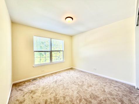 1329 Newport Street Mundelein IL 60060