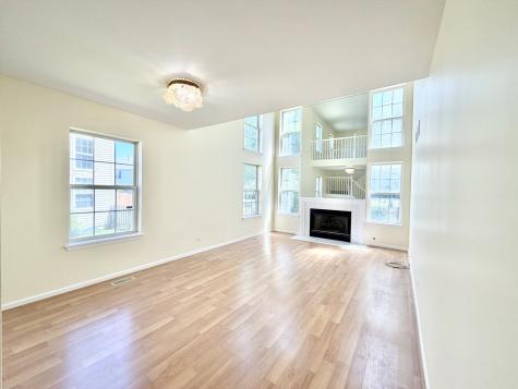 1329 Newport Street Mundelein IL 60060