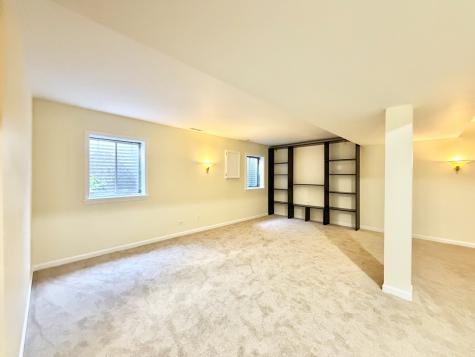 1329 Newport Street Mundelein IL 60060