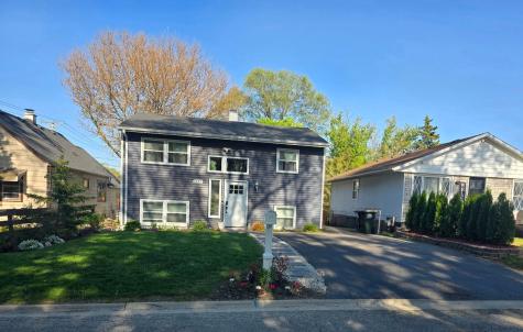1407 North Oak Avenue Round Lake Beach IL 60073