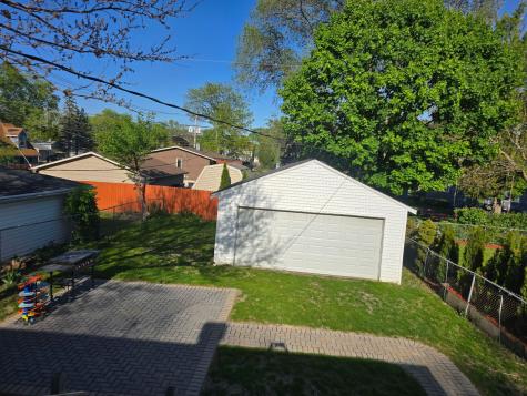 1407 North Oak Avenue Round Lake Beach IL 60073