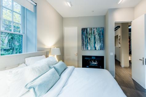 1401 North Astor Street Chicago IL 60610