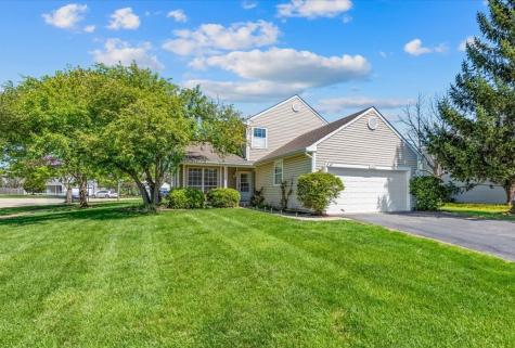 1990 Wildwood Lane Hanover Park IL 60133