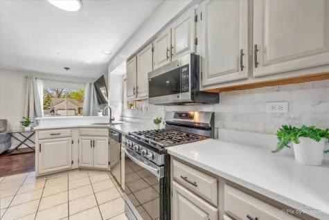 1990 Wildwood Lane Hanover Park IL 60133